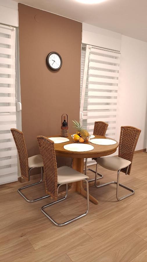 Greenline Pula Apartment ภายนอก รูปภาพ