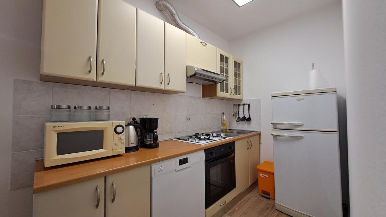 Greenline Pula Apartment ภายนอก รูปภาพ