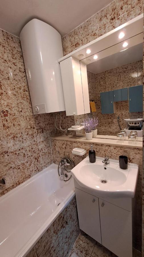Greenline Pula Apartment ภายนอก รูปภาพ