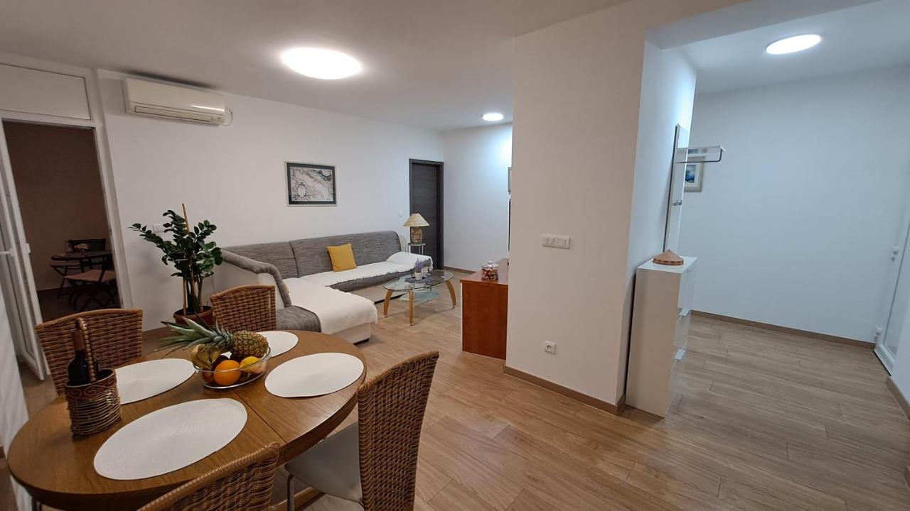Greenline Pula Apartment ภายนอก รูปภาพ